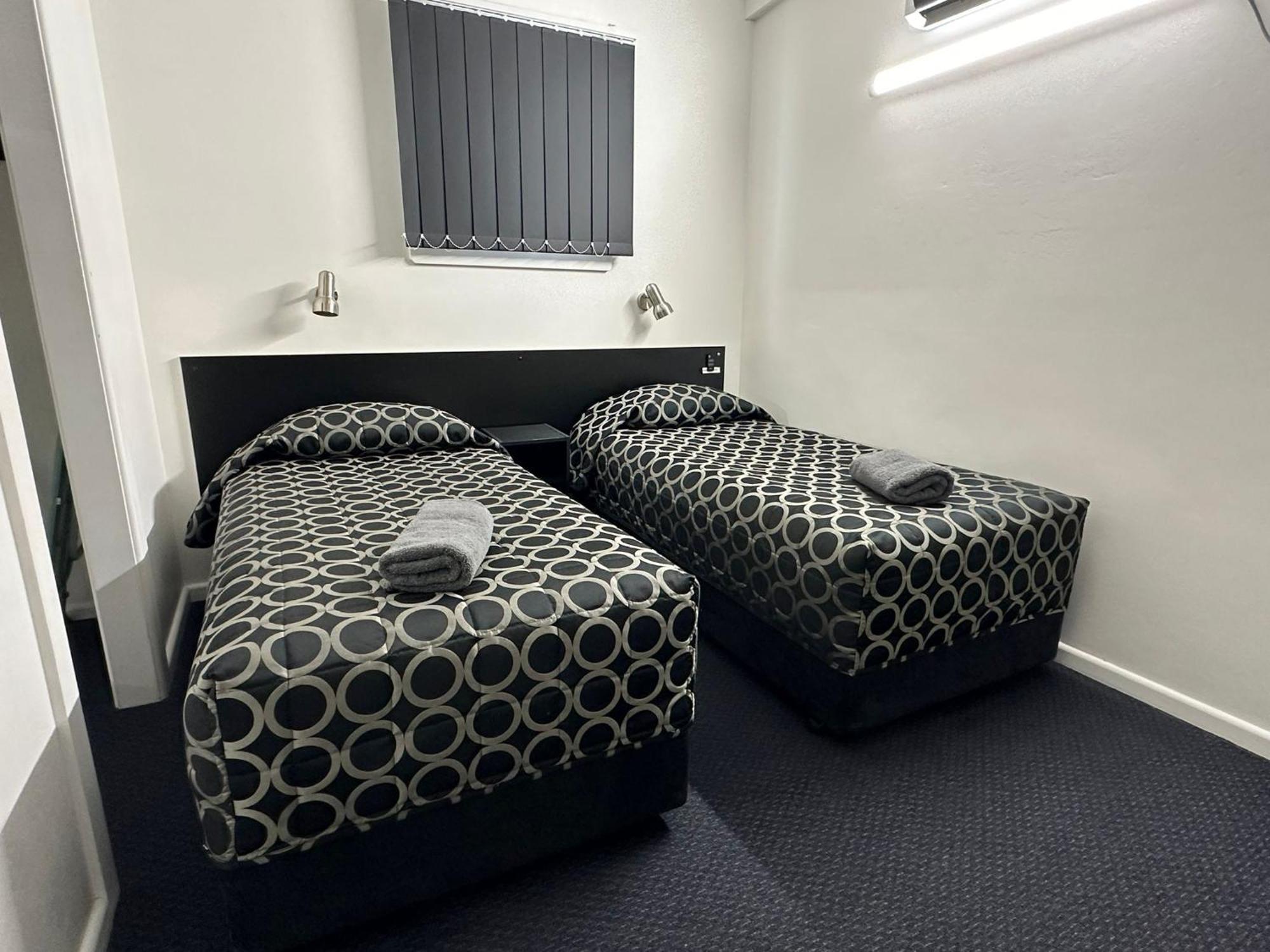 Twin Swans Motel Инверелл Экстерьер фото